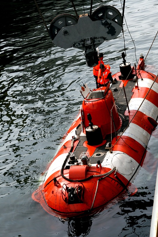 Спасательные приборы. Глубоководный спасательный аппарат «АС-28». АС-30 глубоководный аппарат. Глубоководный спасательный аппарат АС-34. Спасательные подводные лодки.